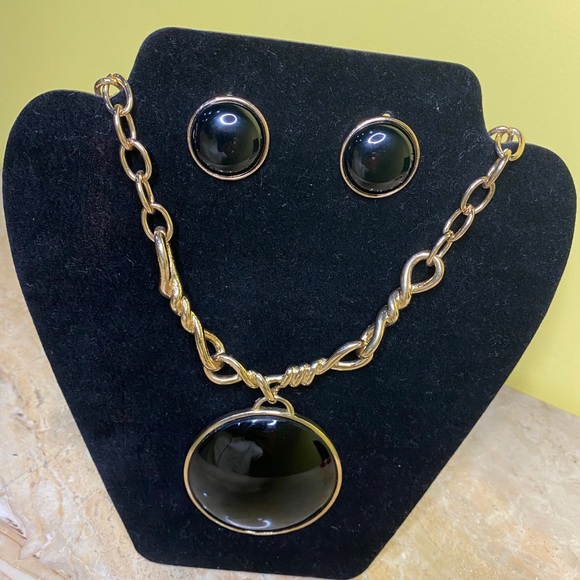 JEWELRY SET - Picture 3 of 3